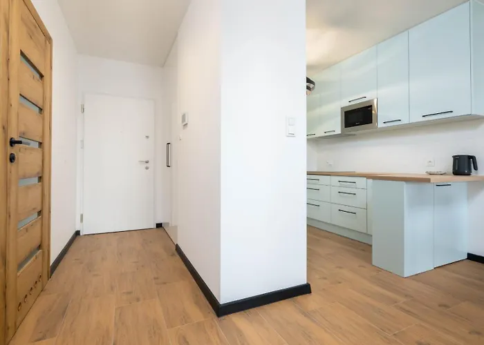 Apartment Towarowa - Air Con & Parking - By Rentujemy