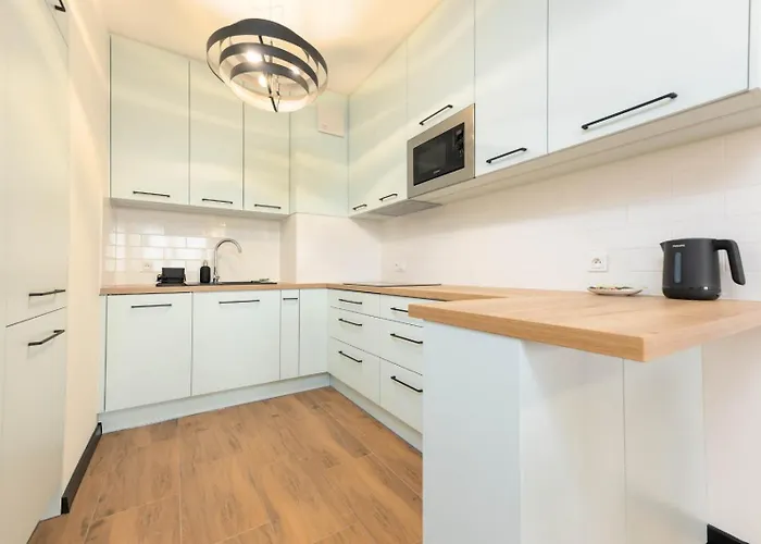 Towarowa - Air Con & Parking - By Rentujemy * Posen